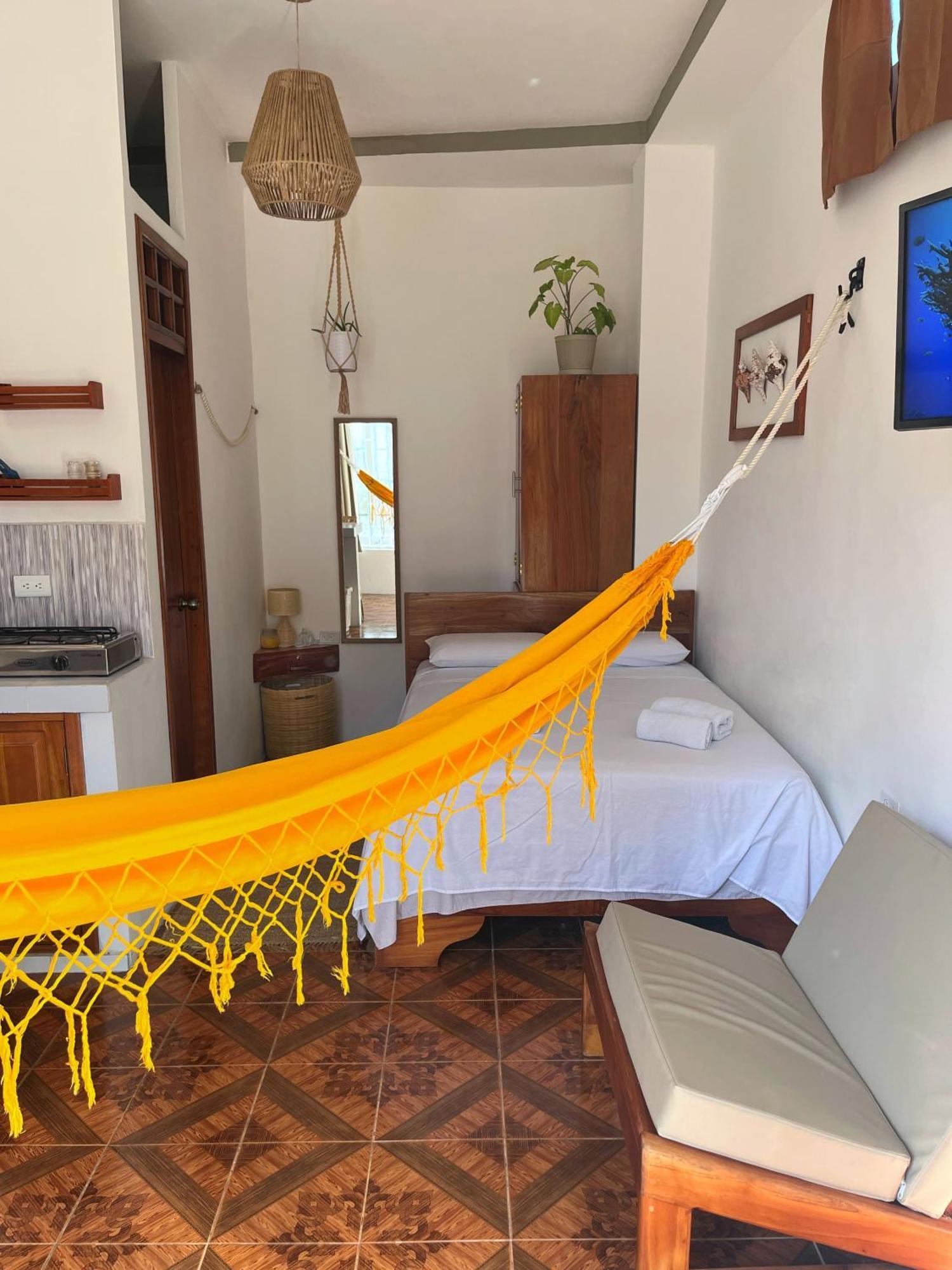 El Encanto De Mimi Puerto Ayora  Buitenkant foto